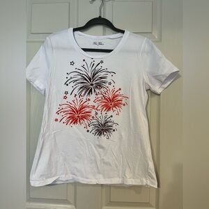 Tru Tees White and Ted T-Shirt with Fireworks Design Medium